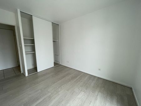 Apartment - Photo 2