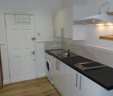 Studio to rent - Photo 3