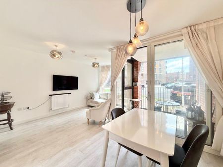 1 bedroom flat to rent - Photo 3