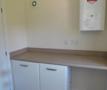 4 bedroom detached house to rent - Photo 5