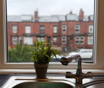 4 Bed Terraced House, Parkfield Mount, LS11 - Photo 6