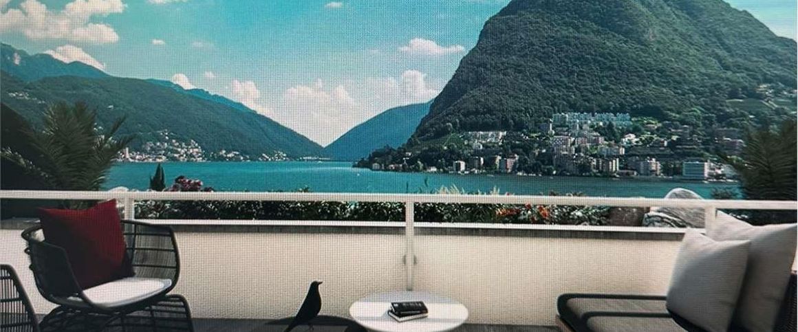 Prestigious 5.5-room apartment with lake view in Lugano center - Photo 1