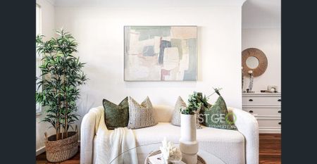 Spacious & Stylish Villa in a Peaceful Complex - Photo 3