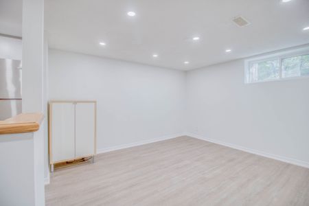 For Lease - 65 Davis Road Unit# Basement #2, Aurora, Ontario - Photo 2