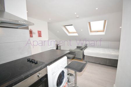 Crownfield Road, E15 2AS, London - Photo 4