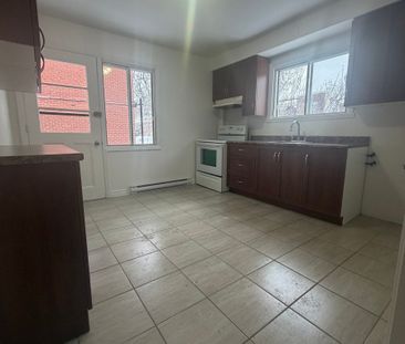 À louer / Appartement - Photo 1