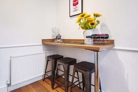 Bedfordbury - Photo 3