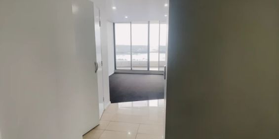 1803/52-54 Walker St, Sydney - Photo 3