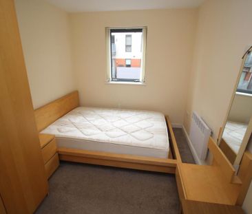 2 bedroom flat to rent - Photo 6