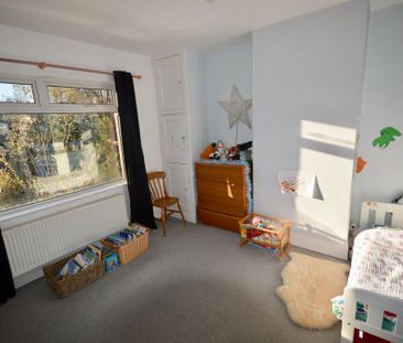 3 bedroom semi-detached house to rent - Photo 4