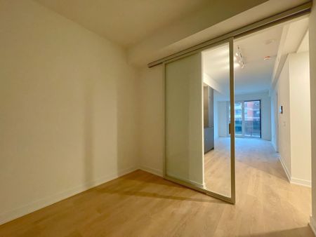 For Lease - 1 Fairview Road Unit# 509, Mississauga, Ontario - Photo 4