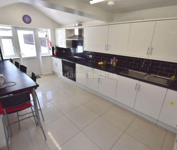 1 bedroom in a house share to rent - Photo 5