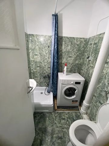 Garsoniera, zona Podu Ros - Photo 2