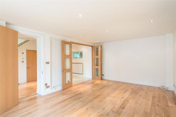 5 bedroom detached house to rent - Photo 1