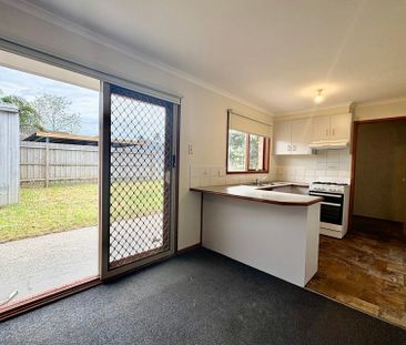 13 Rachel Drive, Cranbourne VIC - Photo 5