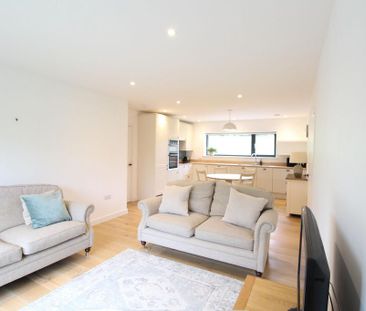 2 bedroom property to rent - Photo 2