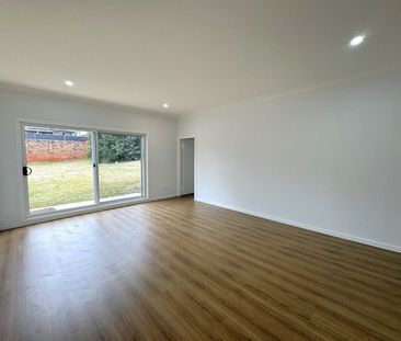 Four Bedroom Updated Family Home - Photo 2