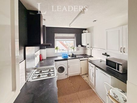 2 bedroom apartment to rent Victoria Road, East Clacton - Photo 5