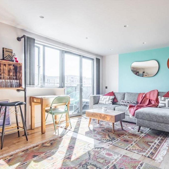 1 bedroom flat to rent - Photo 1