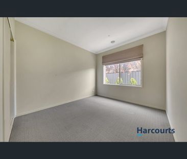 7 PENROSE PROMENADE, Tarneit, Vic 3029 - Photo 1