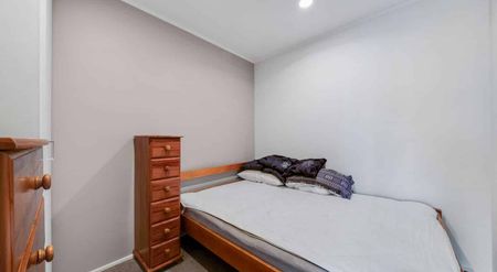 1 Bedroom Apartment - Photo 5