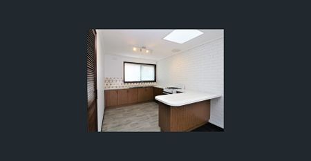 Cosy two bedroom home - Photo 5