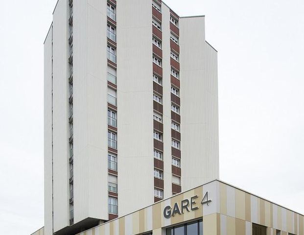 Place de la Gare 4 - appartement 11ème Nord-Est - Photo 1