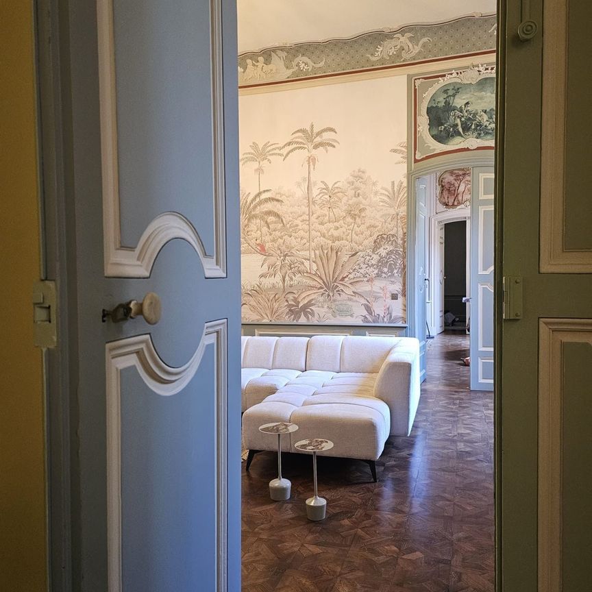 Location Appartement Aix-en-Provence 7 Pièces 250 m² - Photo 1