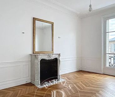 Appartement • Notre Dame - Photo 3