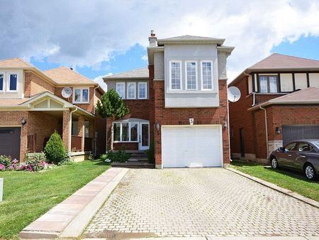For Lease - 3 Chipmunk Crescent, Brampton, Ontario - Photo 3