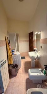 Stanza in appartamento a Cosenza - Photo 3