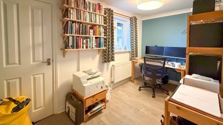 Coopers Court, Hertford - Photo 2