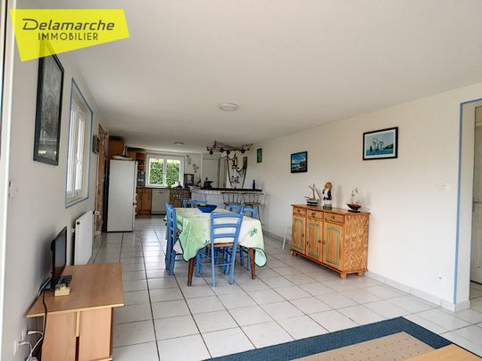 Location Appartement 4 pièces 77m² ST MARTIN DE BREHAL 50290 - Photo 1