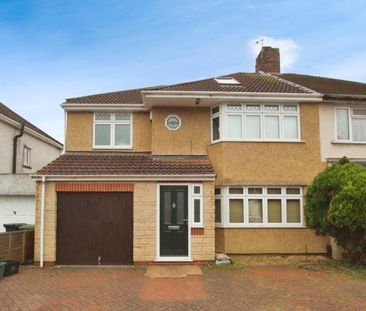 4 bedroom semi-detached house to rent - Photo 3