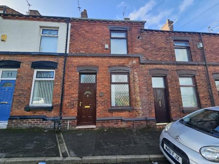 2 Bedroom Terraced House for Rent - Photo 2