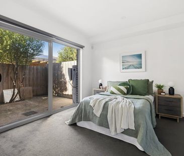 Modern Street-Facing Townhouse with Fantastic Outdoor Living - Photo 3