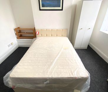 £950 PCM, Furnished One Bedroom First Floor Flat in Lower Cathedral... - Photo 1