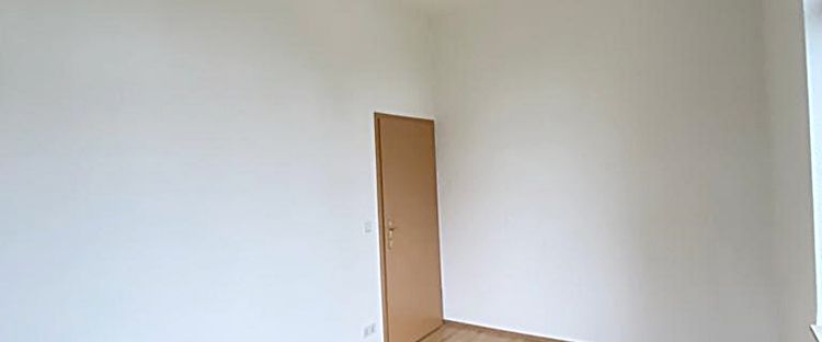 *** Schöne 2-Zimmer-Wohnung mit Gartennutzung im Stadtteil Chemnitz-Altendorf *** - Photo 1
