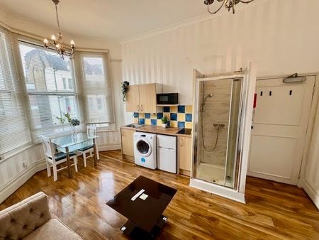 1 Bed Flat, Matheson Road, W14 - Photo 5