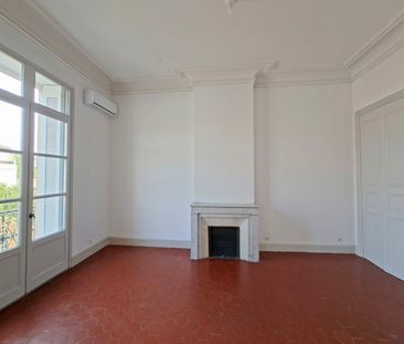 Location - Appartement T5 de 144 m² avec deux balcons et cave - Pro... - Photo 1