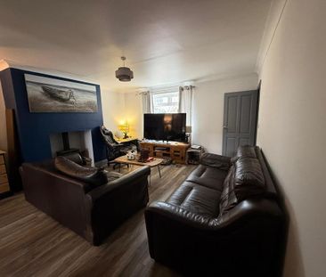 2 bedroom terraced house to rent - Photo 1