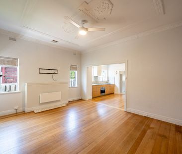 45 Mooltan Street, Travancore VIC 3032 - Photo 2
