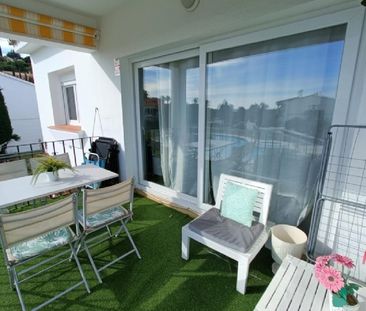 2 Bedroom Apartment For Rent in Estepona, Málaga - Foto 1