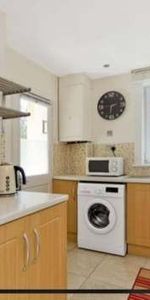 Room in a Shared Flat, Ravenswood Avenue, EH16 - Photo 4