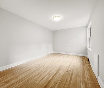 1540 Av. Summerhill #307 - Photo 6