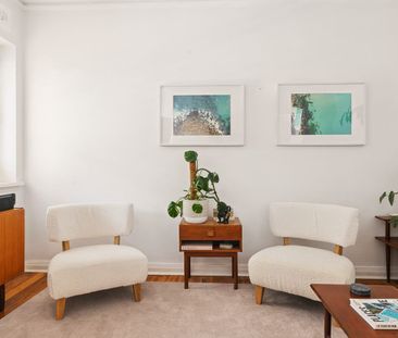 Art Deco home in prestigious location - Photo 2