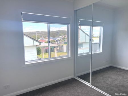 Freshly Renovated Beauty! - Photo 3