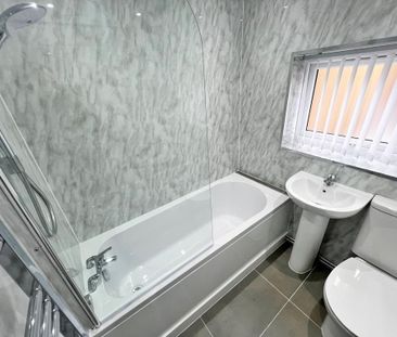 3 bedroom terraced house to rent - Photo 6