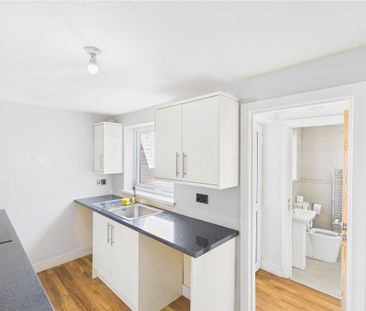 2 Bedroom House - Photo 3