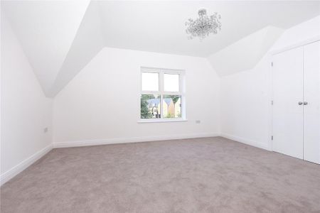 4 bedroom terraced house to rent - Photo 3